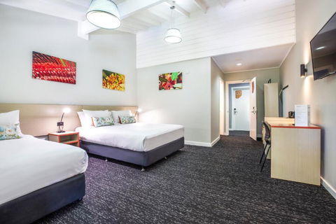 Nightcap At The Ranch Hotel - Accommodation in Surfers Paradise 0