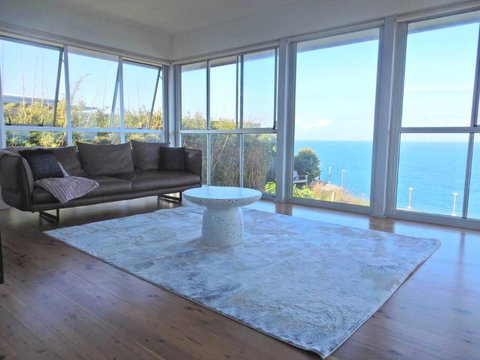 Oceanfront Dreamscape In Vaucluse Sydney! - Accommodation in Surfers Paradise 1