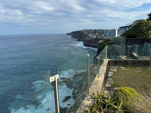 Oceanfront Dreamscape In Vaucluse Sydney! - Accommodation in Surfers Paradise 3