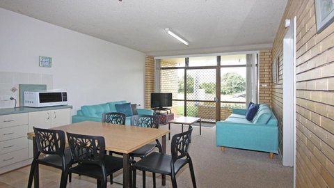 Pacific 2 - Accommodation in Surfers Paradise 1