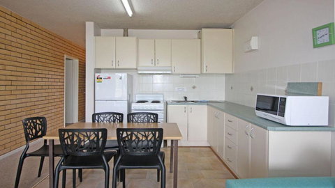 Pacific 2 - Accommodation in Surfers Paradise 3