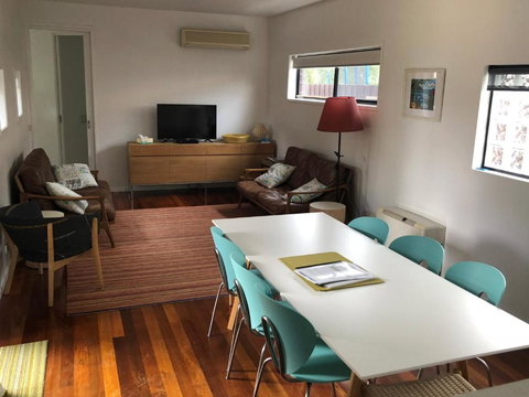 Pacific Paradise - Accommodation in Surfers Paradise 2