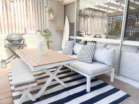 Palm Cove Villa - Accommodation in Surfers Paradise 0