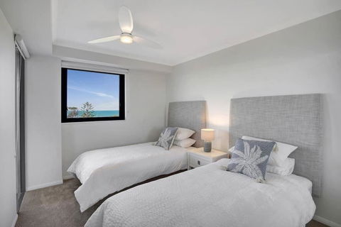 Panoramic Ocean View 2 Bed 2 Bath - Accommodation in Surfers Paradise 2