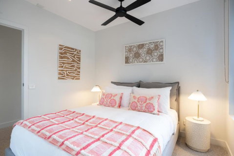Panoramic View - Albert Park Lake & Shrine Views - Accommodation in Surfers Paradise 3