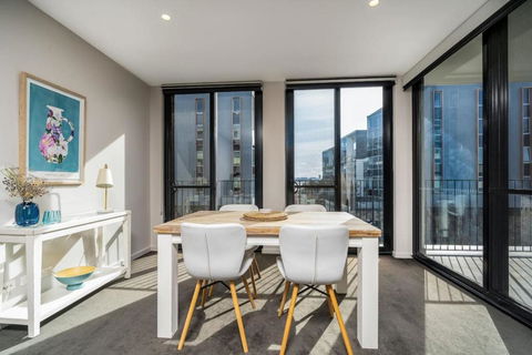 Paradise In Popular Pier Complex Apt - Kingston - Accommodation in Surfers Paradise 3