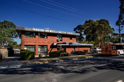 Parkside Inn Motel - Accommodation in Surfers Paradise 0
