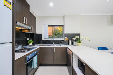 Parramatta New 2Bedroom Apt Close To TrainShoping - Accommodation in Surfers Paradise 3