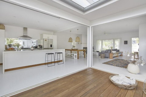 Patrick Street Villa - Accommodation in Surfers Paradise 2