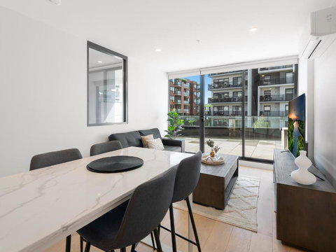 Peaceful 1-Bed Unit With A Spacious Balcony - Accommodation in Surfers Paradise 3