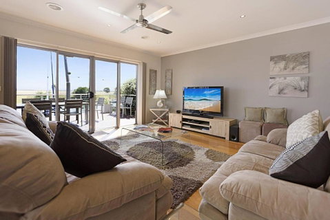 Pelican Landing - Accommodation in Surfers Paradise 0