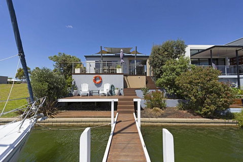 Pelican Landing - Accommodation in Surfers Paradise 3