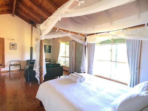 Pencil Creek Cottages - Accommodation in Surfers Paradise 2