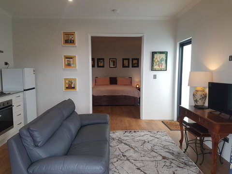 Pemberton Japanese Garden Studio - Accommodation in Surfers Paradise 2