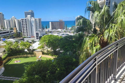 Perfect Apartment 2bd & 2Bth - Accommodation in Surfers Paradise 1