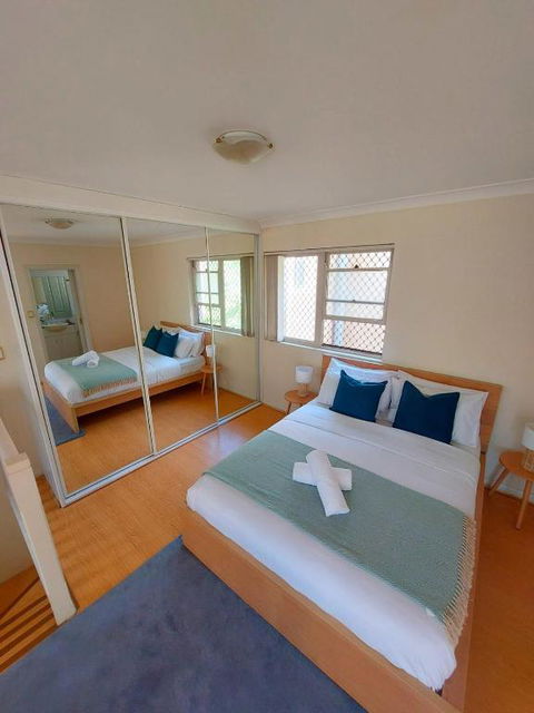 Perfect Room For Students Or Tourists - Accommodation in Surfers Paradise 1