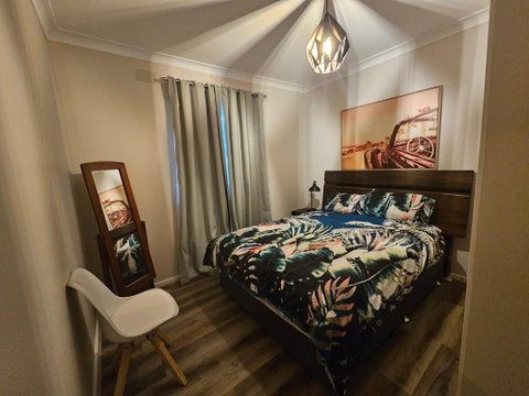 Phoenix House - Accommodation in Surfers Paradise 0