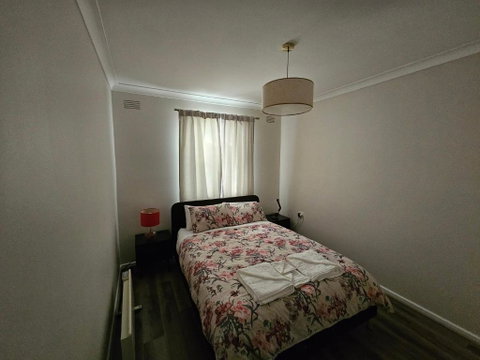 Phoenix House - Accommodation in Surfers Paradise 3