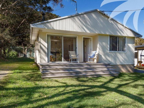 Pippis A Classic Beach House - Accommodation in Surfers Paradise 0