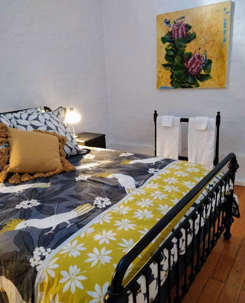 Pips On Mitchell - Beautiful Historic Apartment - Accommodation in Surfers Paradise 0