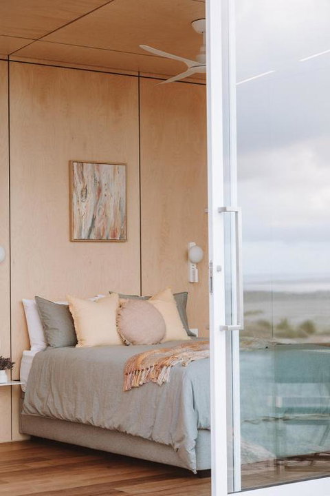 Pod-e Luxury Accommodation - Mulla Mulla - Accommodation in Surfers Paradise 2