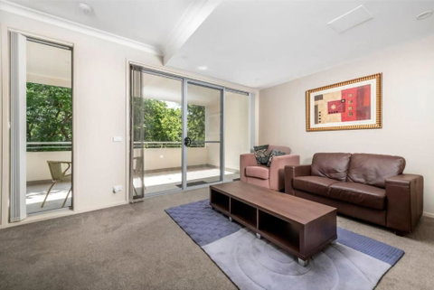 Quiet Apartment In Braddon ACT - Accommodation in Surfers Paradise 2