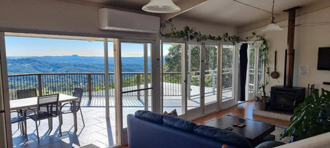 Potters Place Montville - Accommodation in Surfers Paradise 3