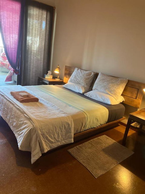 Potters Warehouse - Accommodation in Surfers Paradise 2