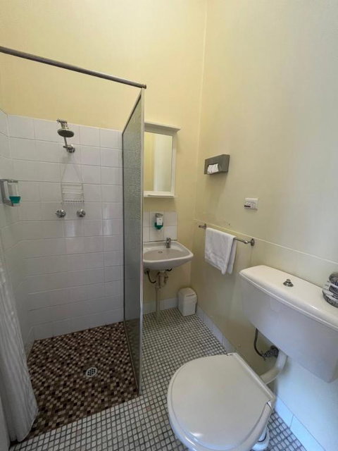 Princes Lodge Motel - Accommodation in Surfers Paradise 3