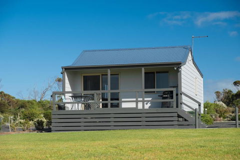 Prom Gate Getaway - Accommodation in Surfers Paradise 0