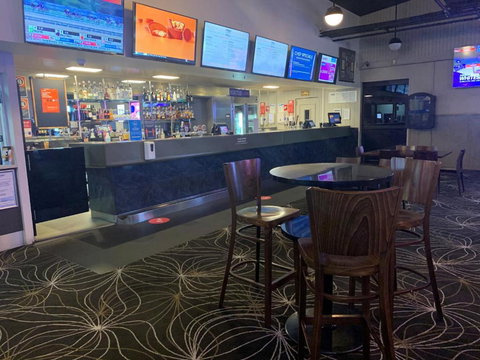 Prospect Hotel Motel - Accommodation in Surfers Paradise 2