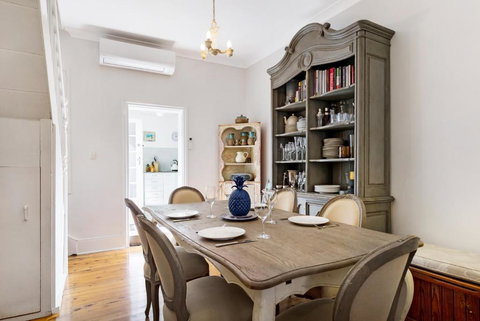 Pyrmont Self-Contained Terrace House (64 BUL) - Accommodation in Surfers Paradise 0