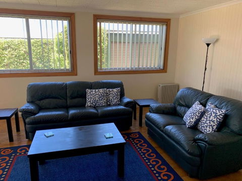 Quaint Hideaway - Accommodation in Surfers Paradise 3