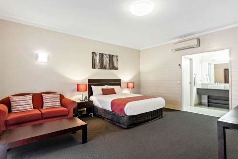 Quality Inn Colonial - Accommodation in Surfers Paradise 2