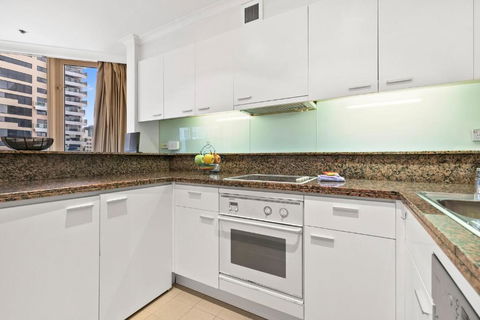 Quay West 2302 Self-Catering - Accommodation in Surfers Paradise 1