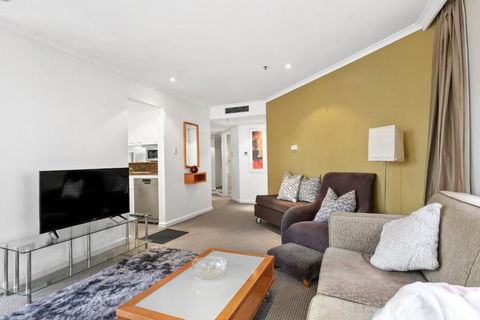 Quay West 2302 Self-Catering - Accommodation in Surfers Paradise 3
