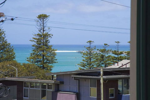Questa E Bella - Accommodation in Surfers Paradise 1