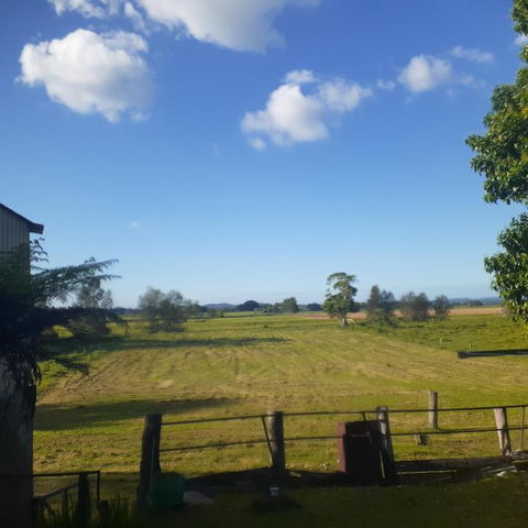 QUIET PROPERTY BY THE RIVER - Accommodation in Surfers Paradise 1