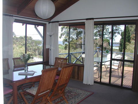 Rainbow House - Accommodation in Surfers Paradise 1