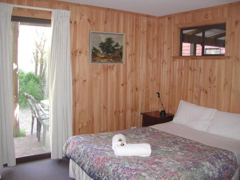 Rainbow House - Accommodation in Surfers Paradise 3