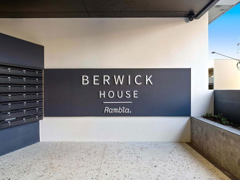 Rambla @ Berwick House - Accommodation in Surfers Paradise 2
