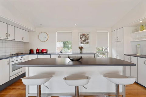 Range View House 23 Bristow Smith Ave Goolwa South-No Linen Included - Accommodation in Surfers Paradise 2