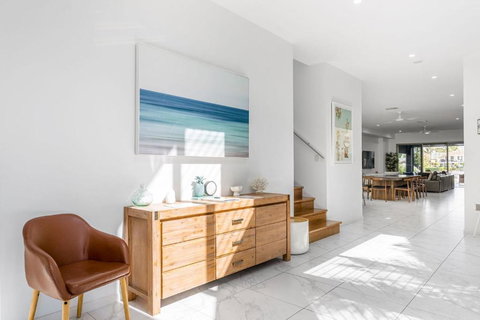 Ray Of Sunshine - Accommodation in Surfers Paradise 3