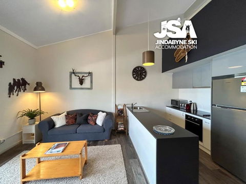 Razorback 6 - Accommodation in Surfers Paradise 2