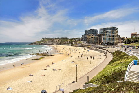 Astra Apartments Newcastle - Accommodation in Surfers Paradise 0