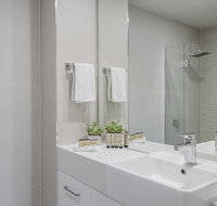 Astra Apartments Newcastle Merewether - Accommodation in Surfers Paradise
