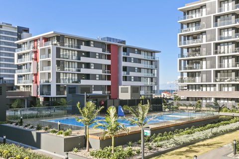 Astra Apartments Wollongong CBD - Accommodation in Surfers Paradise 1
