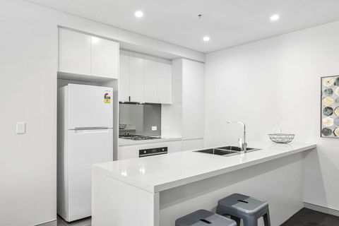 Astra Apartments Wollongong CBD - Accommodation in Surfers Paradise 2