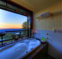 At Remingtons Private Cottages  Lodge - Accommodation in Surfers Paradise