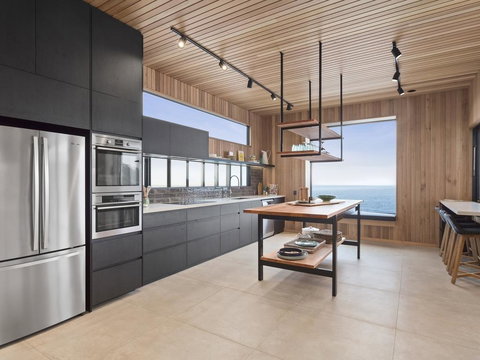 At Wye Eyrie With Arguably The Best Views In Town - Accommodation in Surfers Paradise 1